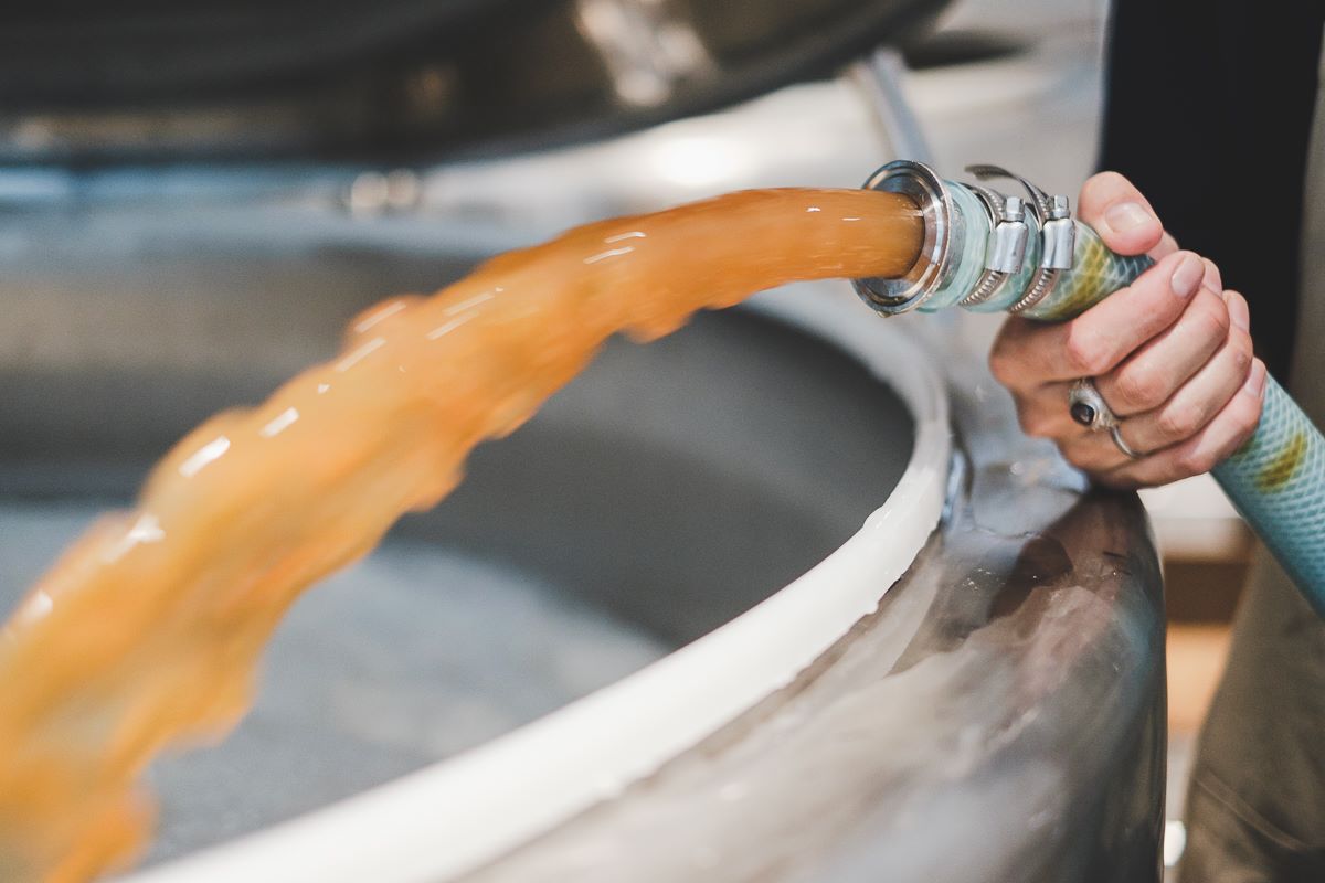 啤酒釀造中的麥芽汁指的是什么？