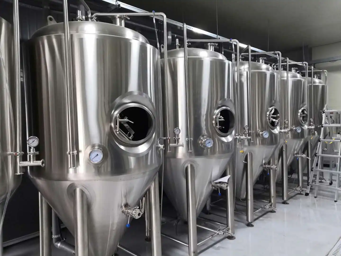 錐形發(fā)酵罐的壓力如何控制？